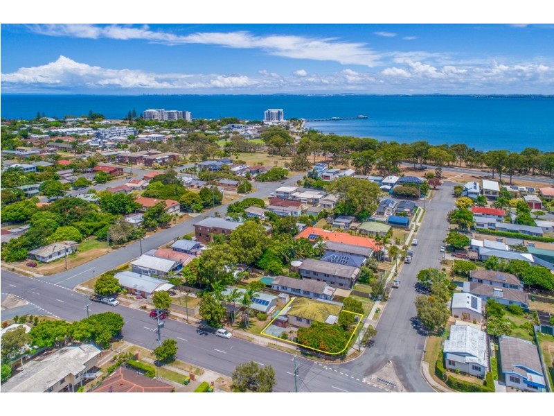 73 Georgina Street, Woody Point QLD 4019