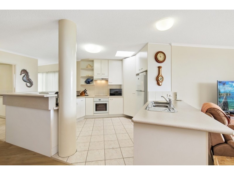 6/43 North Quay, Scarborough QLD 4020