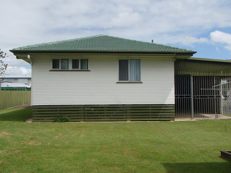 2 Wright Street, Redcliffe QLD 4020