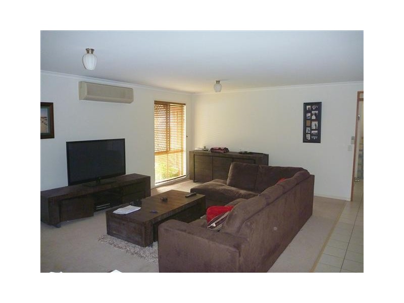 6 Kirribilli Street, Rothwell QLD 4022