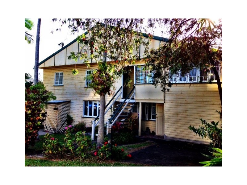 2/25 Sutton Street, Redcliffe QLD 4020