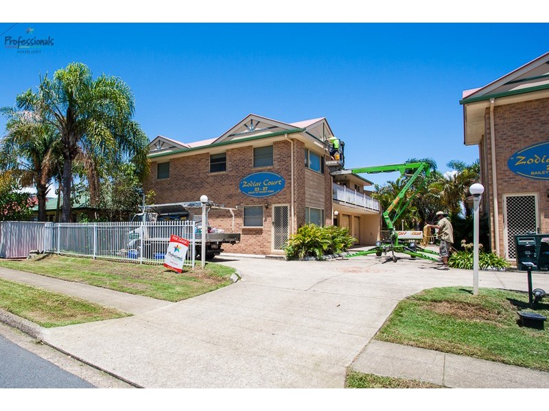 1/27 Bailey Street, Woody Point QLD 4019