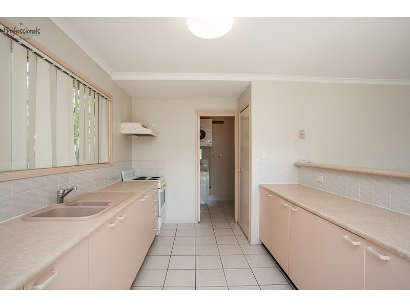 1/27 Bailey Street, Woody Point QLD 4019