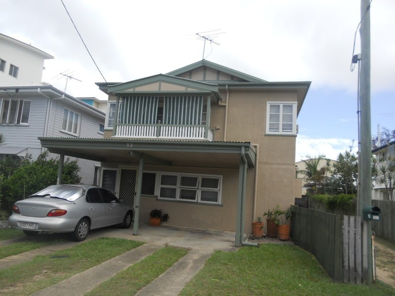 2/13 Annie Street, Woody Point QLD 4019