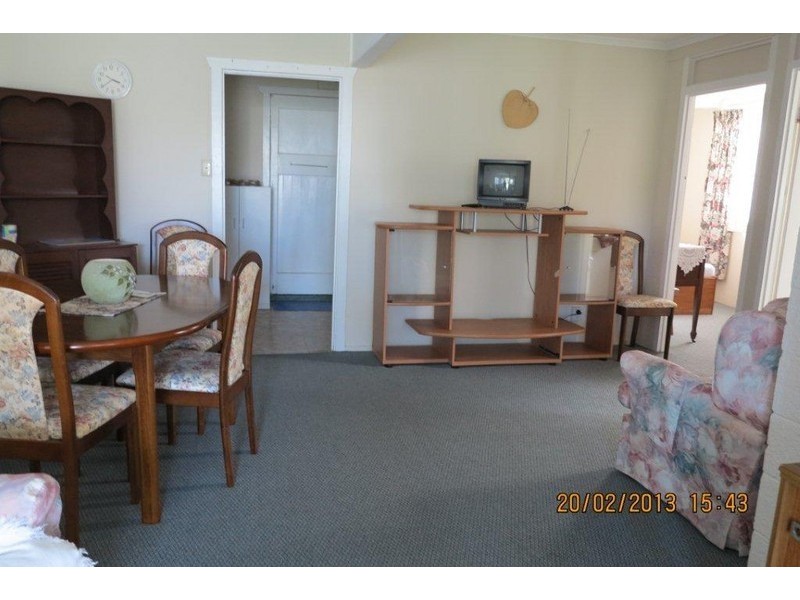 2/13 Annie Street, Woody Point QLD 4019