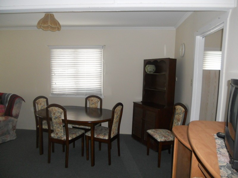 2/13 Annie Street, Woody Point QLD 4019