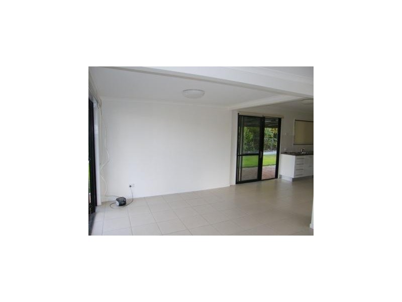 14 Emerald Avenue, Deception Bay QLD 4508