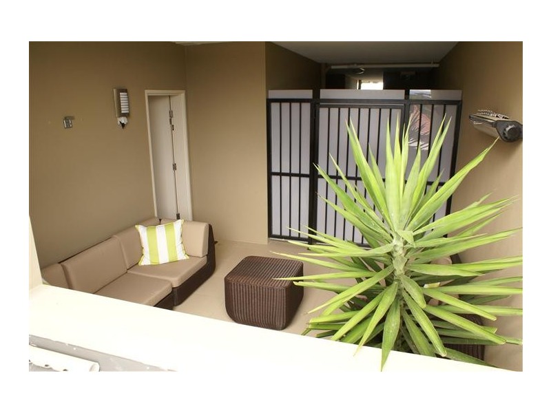 4/14 Yacht Street, Clontarf QLD 4019