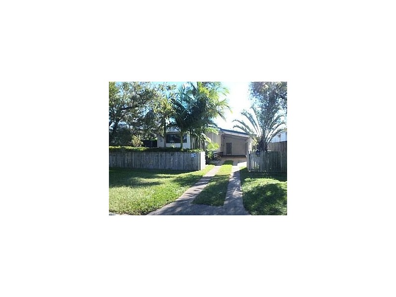 24 Redbank Road, Redcliffe QLD 4020