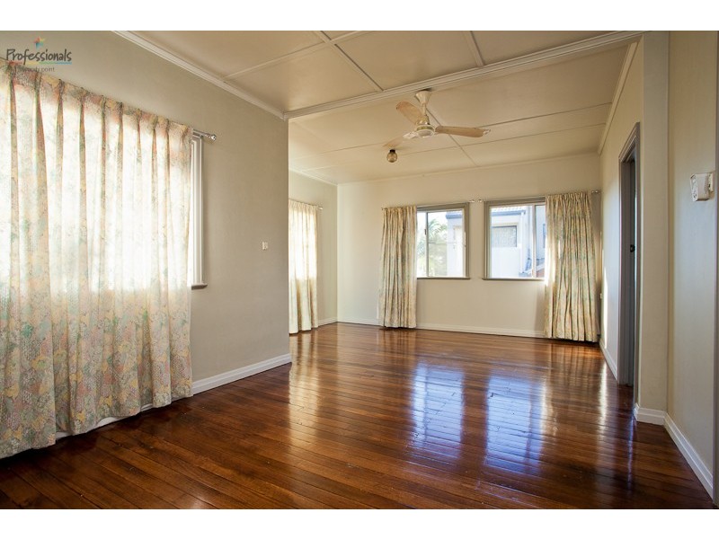 40 Livermore Street, Redcliffe QLD 4020