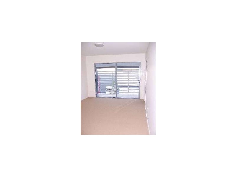 9/15 Caroline Street, Woody Point QLD 4019