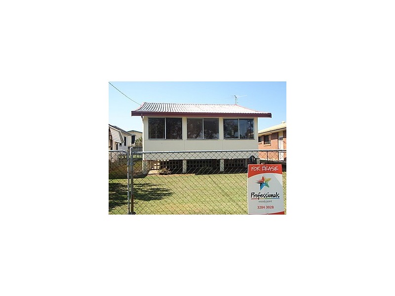 42 Bailey Street, Woody Point QLD 4019
