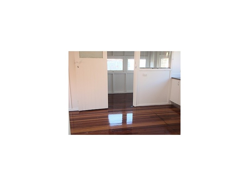 42 Bailey Street, Woody Point QLD 4019