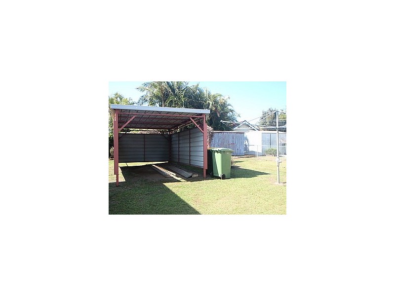 42 Bailey Street, Woody Point QLD 4019