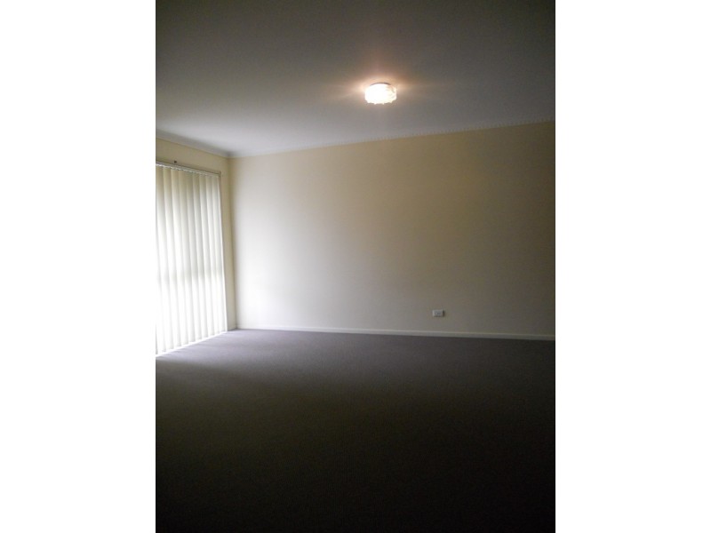 4/27 Caroline Street, Woody Point QLD 4019