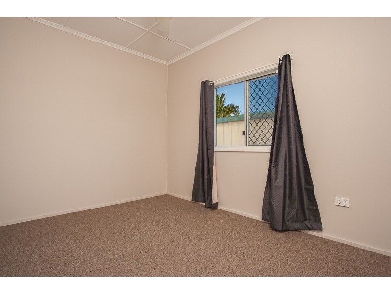 80  Victoria  Ave, Woody Point QLD 4019