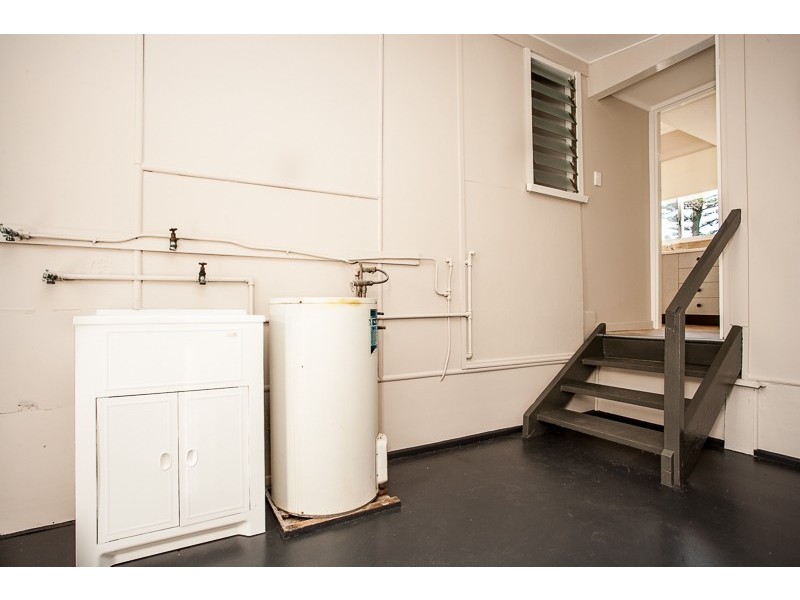 80  Victoria  Ave, Woody Point QLD 4019