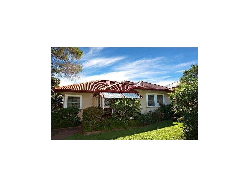 103 Oxley Avenue, Woody Point QLD 4019