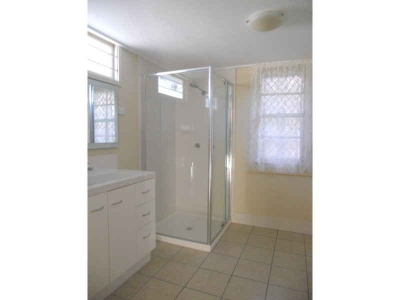 103 Oxley Avenue, Woody Point QLD 4019