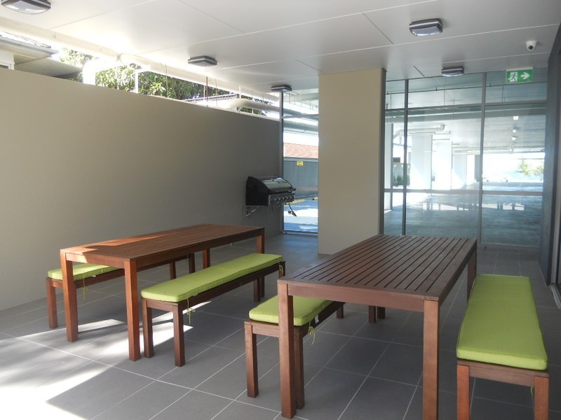46/80 Hornibrook Esplanade, Clontarf QLD 4019