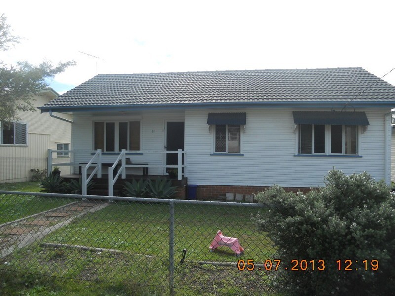 11 Conley Street, Clontarf QLD 4019