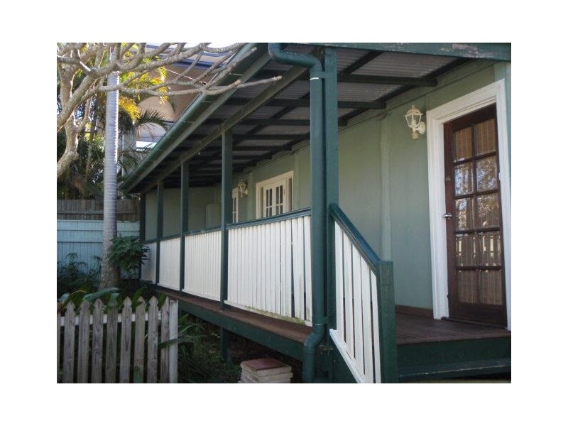 16 Robertson Avenue, Margate QLD 4019