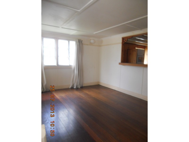 19 Alfred Street, Woody Point QLD 4019