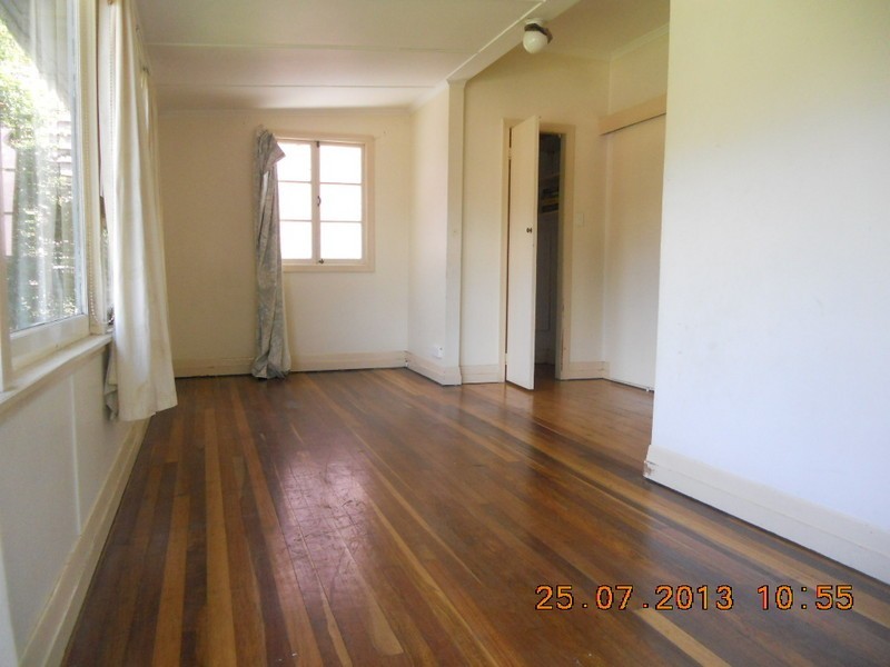 19 Alfred Street, Woody Point QLD 4019