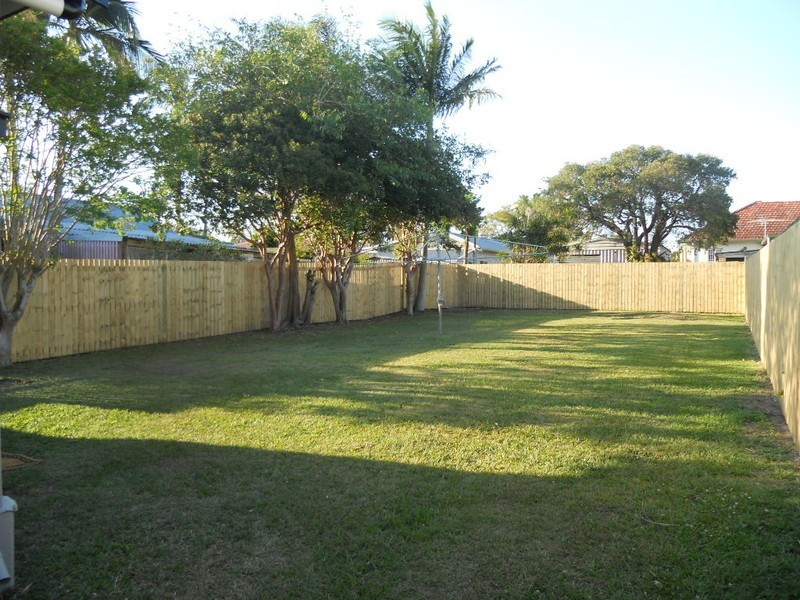 30 Hardiman Street, Woody Point QLD 4019