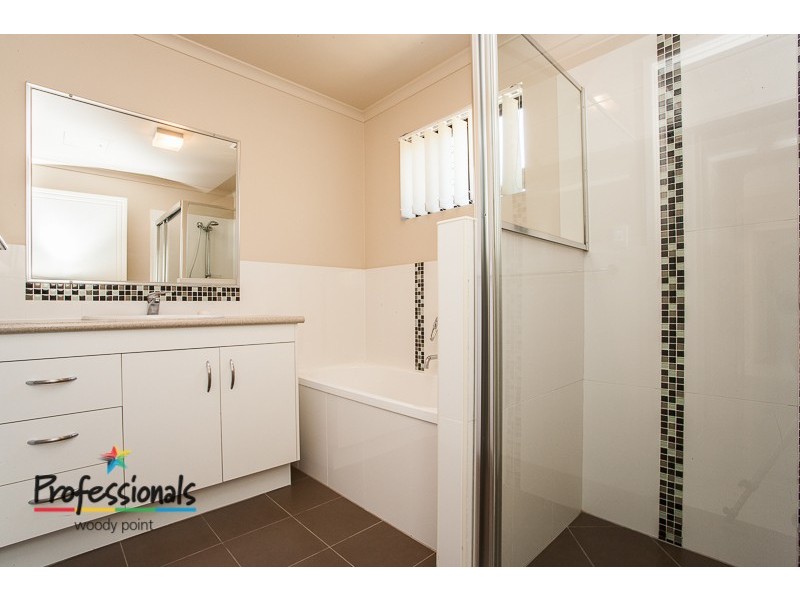 6/12 Landsborough Avenue, Scarborough QLD 4020