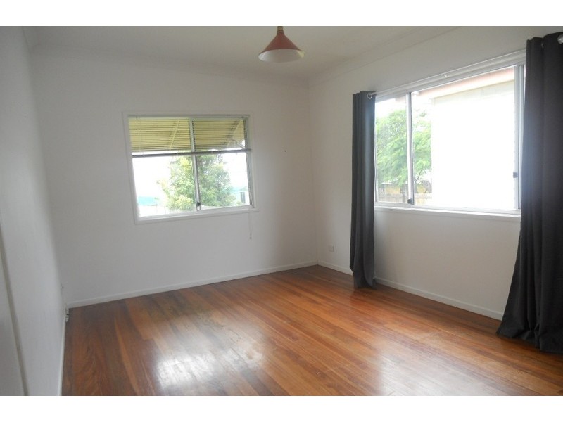 12 Annie Street, Woody Point QLD 4019