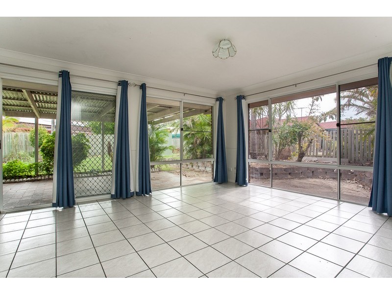 38 Xanadu Crescent, Rothwell QLD 4022