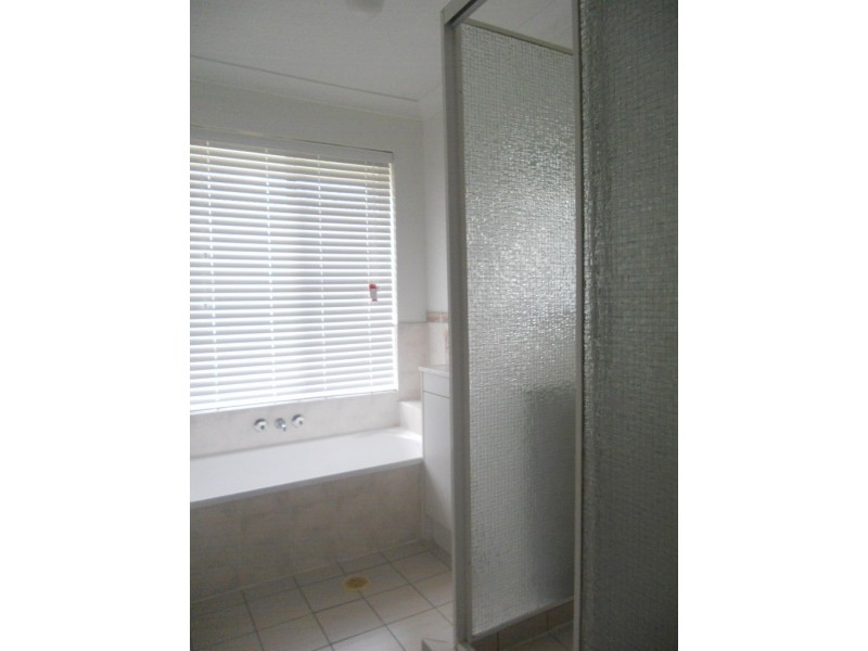 38 Xanadu Crescent, Rothwell QLD 4022