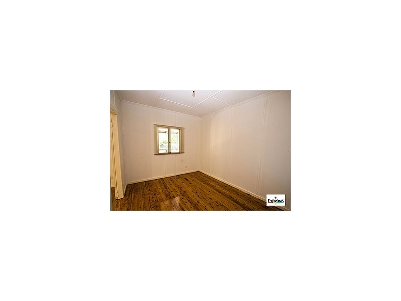 124 Arthur Street, Woody Point QLD 4019