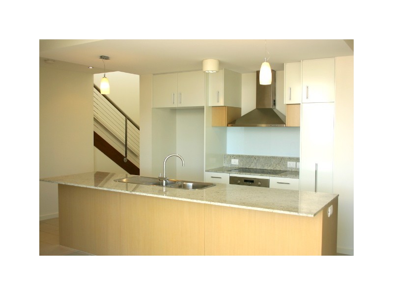 Unit 29/146 Prince Edward Parade, Scarborough QLD 4020