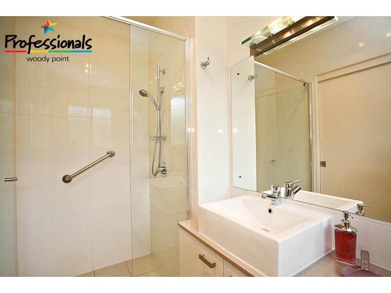 4/2 Queen Street, Scarborough QLD 4020