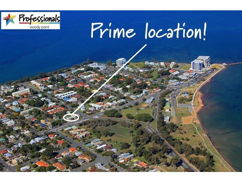 92 Oxley Avenue, Woody Point QLD 4019