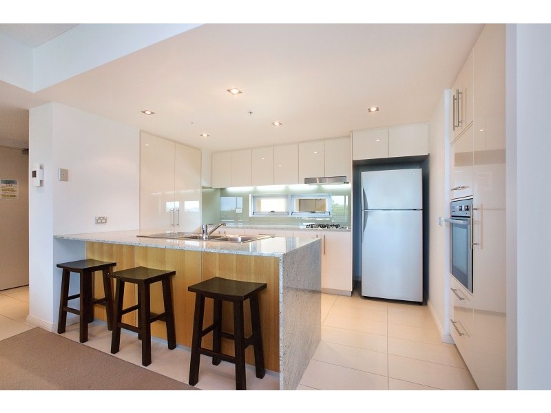185 Redcliffe Parade, Redcliffe QLD 4020