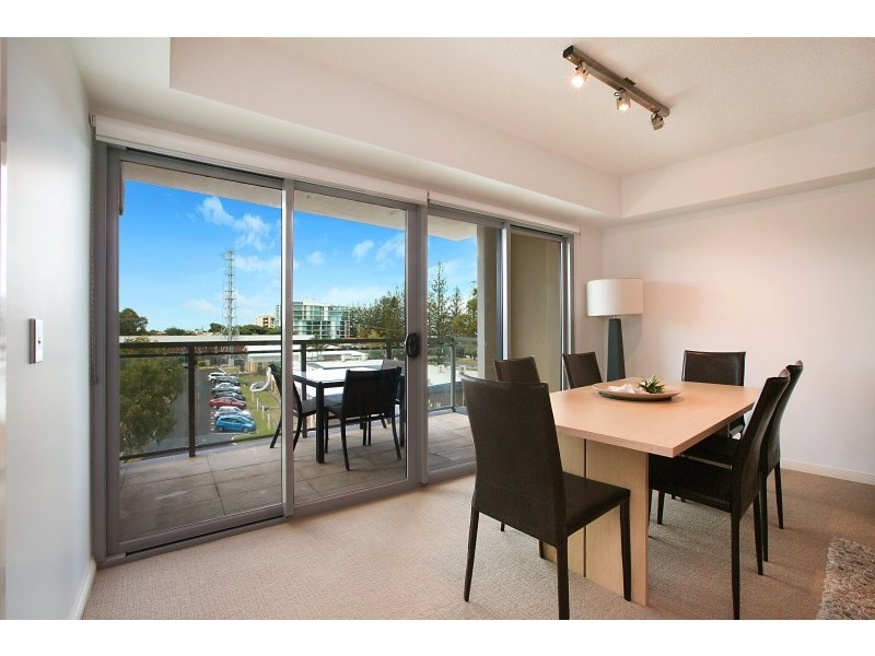 185 Redcliffe Parade, Redcliffe QLD 4020