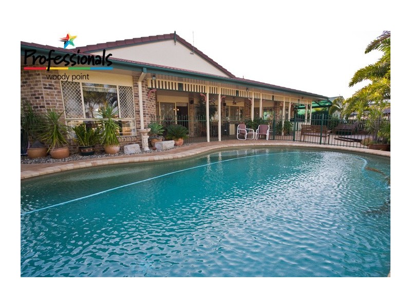 6 Fleetwing Avenue, Newport QLD 4020