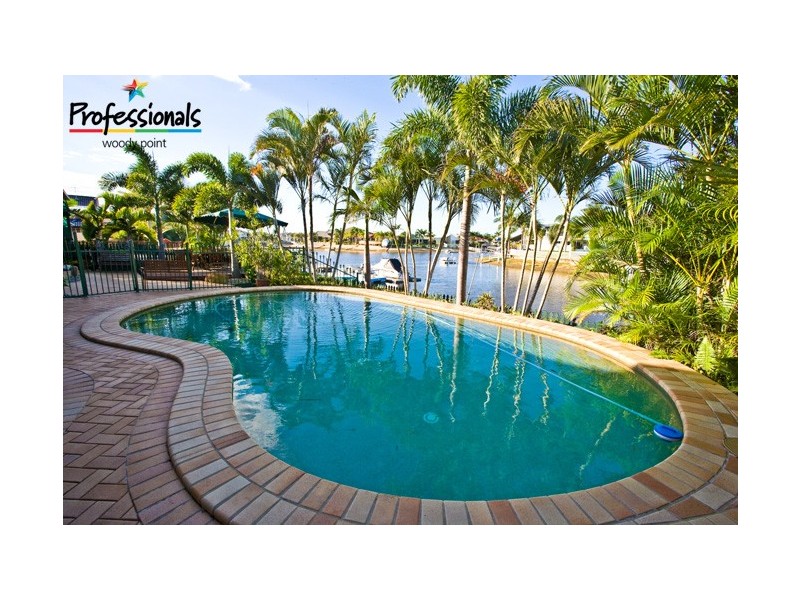 6 Fleetwing Avenue, Newport QLD 4020