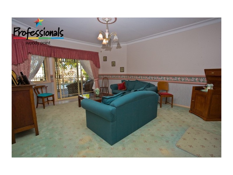 6 Fleetwing Avenue, Newport QLD 4020