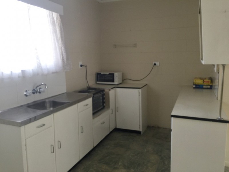 2/28 Hornibrook Esplanade, Clontarf QLD 4019