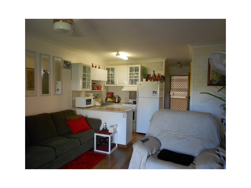 6/5 Sydney Street, Redcliffe QLD 4020