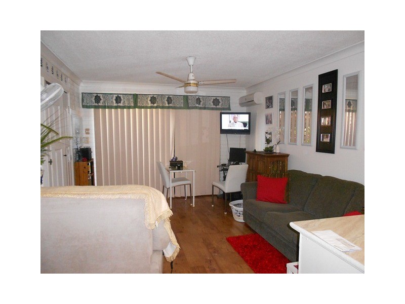 6/5 Sydney Street, Redcliffe QLD 4020