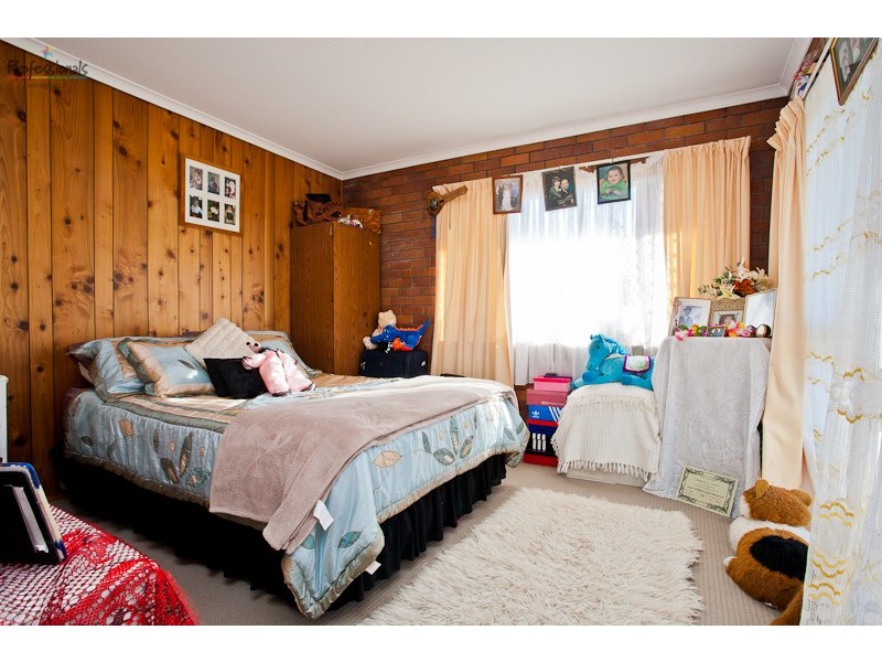 4 Yattee Street, Redcliffe QLD 4020