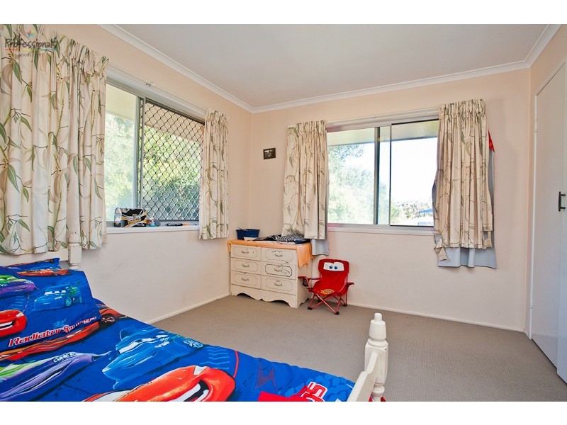 4 Yattee Street, Redcliffe QLD 4020