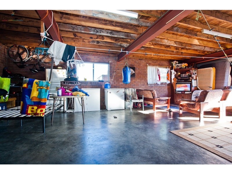 4 Yattee Street, Redcliffe QLD 4020