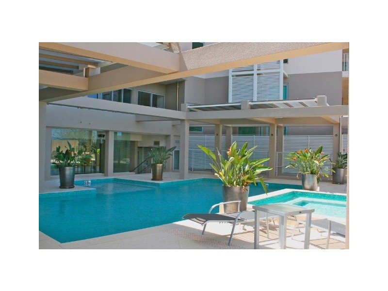 27/146 Prince Edward Parade, Scarborough QLD 4020