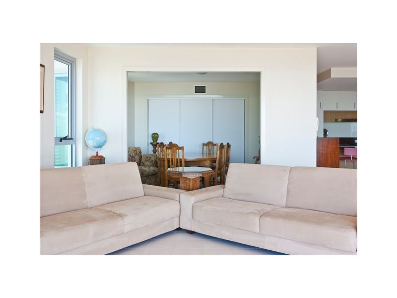 17/146 Prince Edward Parade, Scarborough QLD 4020